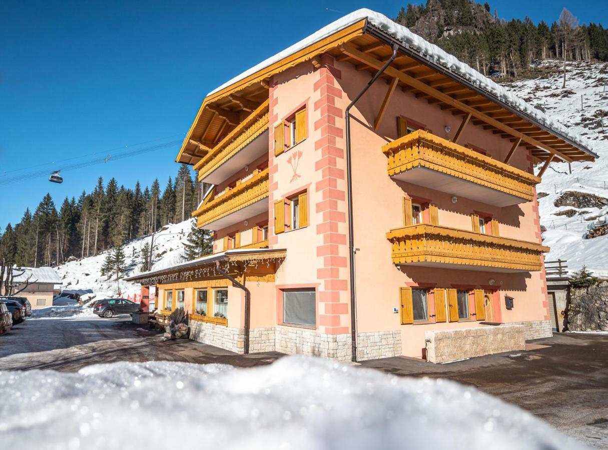 Villa Clara Canazei Exteriör bild